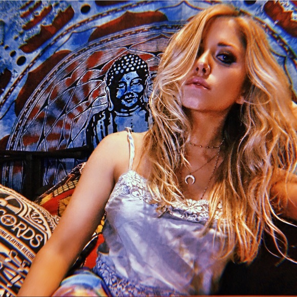 Meet Me ๐๐ถ๐๐ค๐ผ - Picture 2 of 7